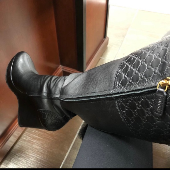 🌟GUCCI Tall GG boots🌟 - Picture 9 of 9